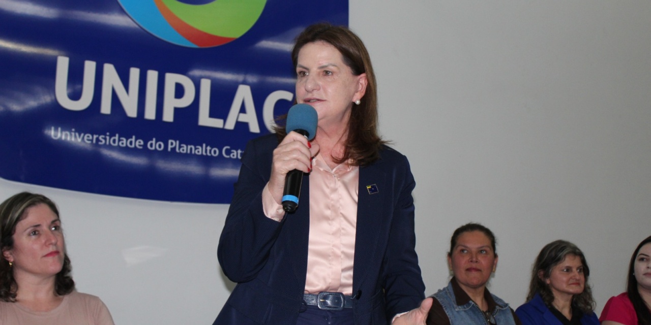 Prefeitura de Lages realiza encontro em alusão ao Dia Nacional do Agente Comunitário de Saúde e ao Dia Nacional dos Agentes de Combate às Endemias