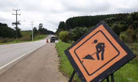 Obras de implantação de rede de gás natural alteram trânsito na Avenida Santa Catarina em Lages