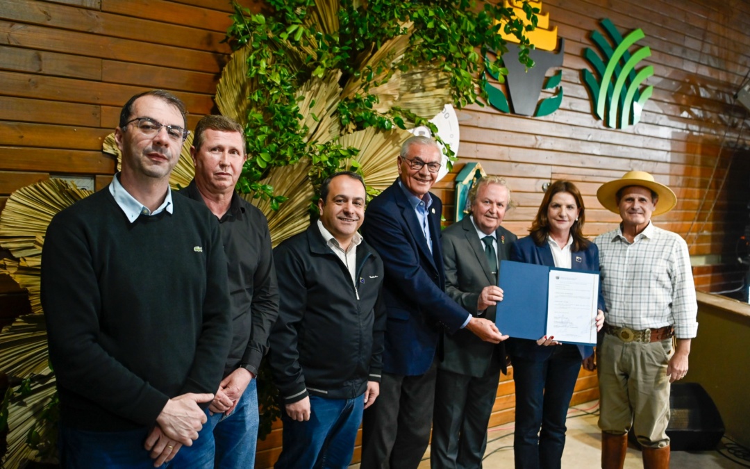 Abertura da Expolages é marcada pela emoção e valorização do agronegócio