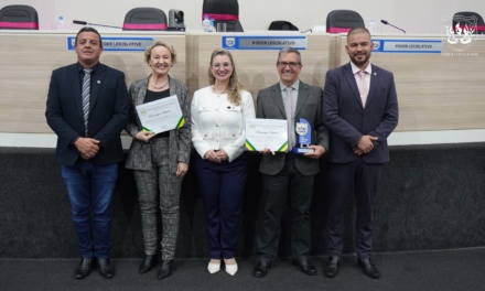 Associação de Aposentados e Pensionistas de Lages celebra seus 39 anos de fundação em Sessão Solene na Câmara de Vereadores