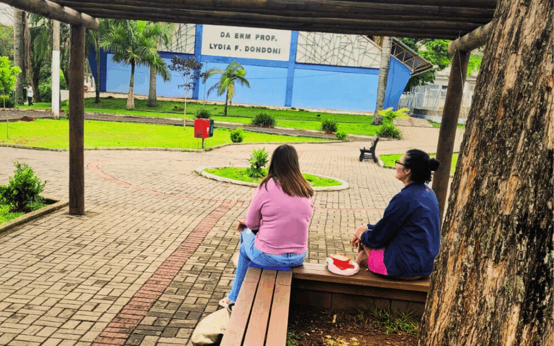 PROFESSORAS PROIBIDAS DE ALMOÇAR NA ESCOLA POR DECISÃO DA PREFEITURA EM NOVA ERECHIM