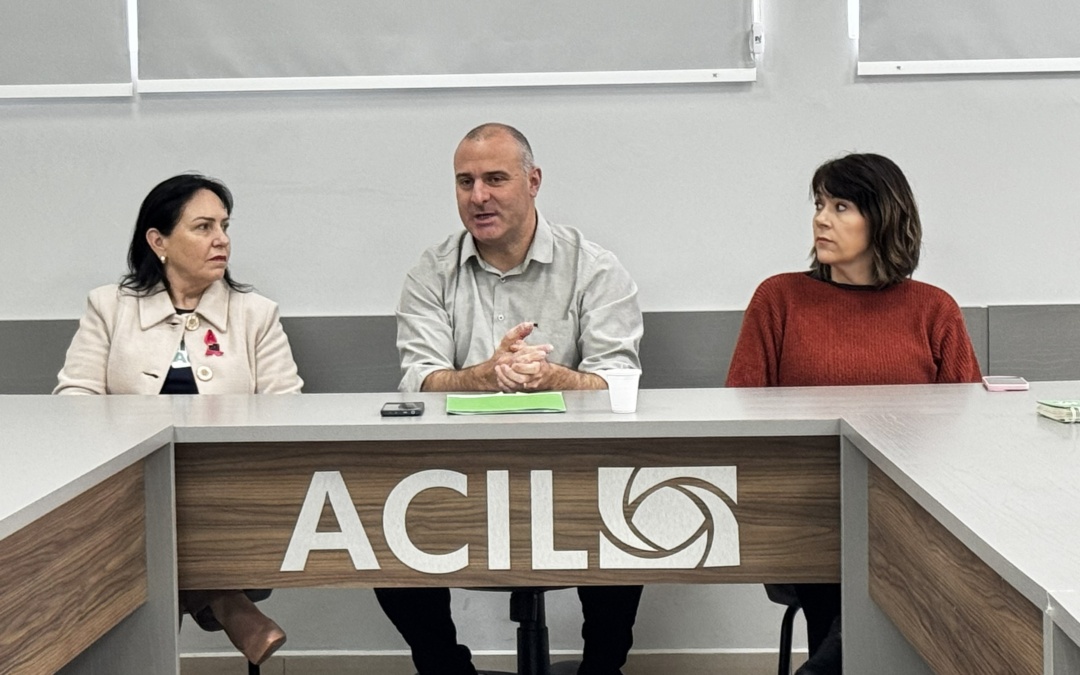 Presidente da Semasa de Lages apresenta programa Recicla + Lages para o Núcleo de Cooperativas da ACIL