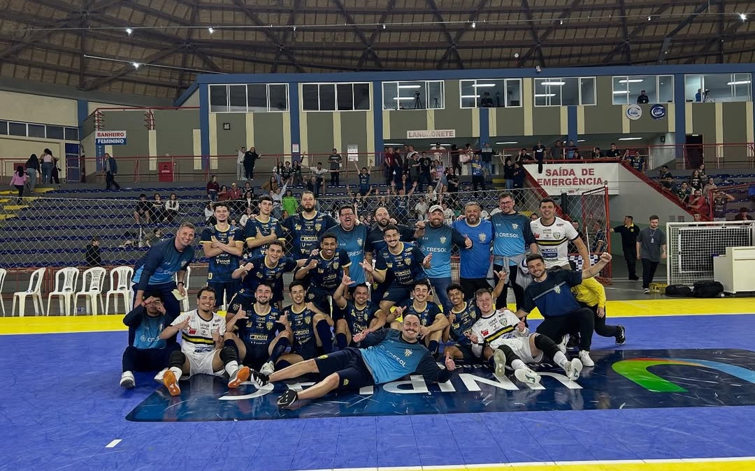 Lages Futsal faz jogo épico, reverte desvantagem e garante vaga nas semifinais do Catarinense Série Prata