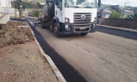 Mais duas pavimentações entram em fase final nos bairros Caravágio e Guarujá