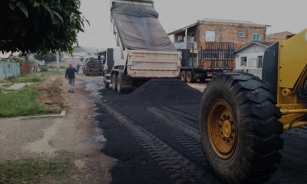 Prefeitura executa recuperação asfáltica em mais três vias, nos bairros Habitação e Caroba
