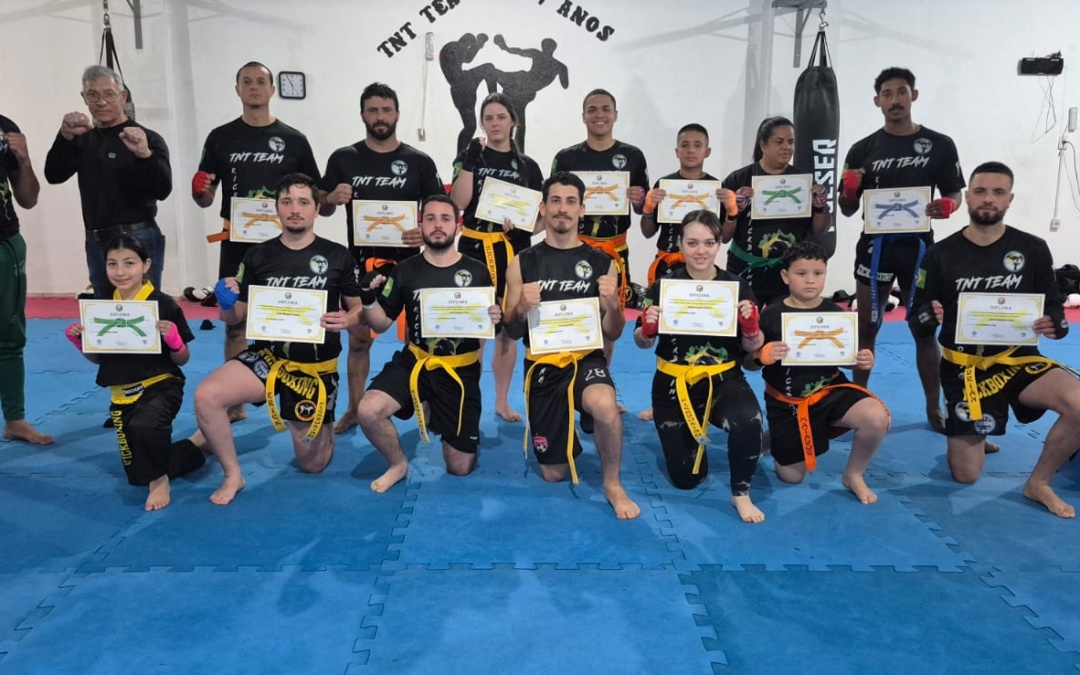 Centro de Treinamento em Lages realiza penúltima graduação de Kickboxing do ano