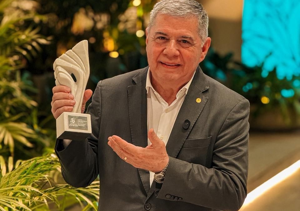 Projeto que está deixando cidades mais verdes rende ao deputado Mário Motta prêmio nacional