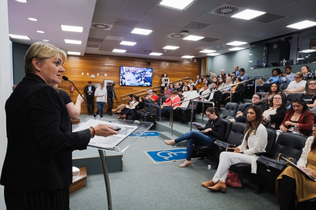 Frente lança abaixo-assinado por 1% do orçamento de SC para a assistência social