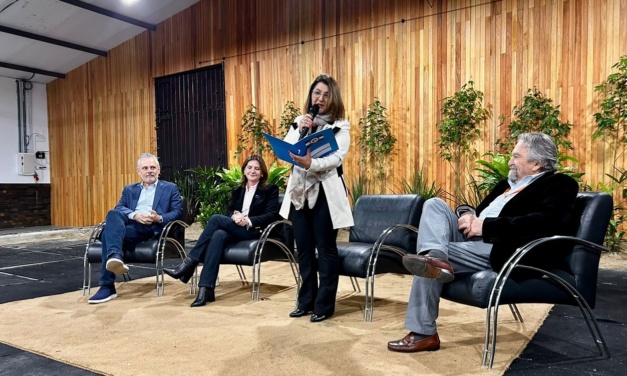 Prefeita Lucia Ortiz diz que retomada de voos fortalece a conexão da Serra Catarinense com o país