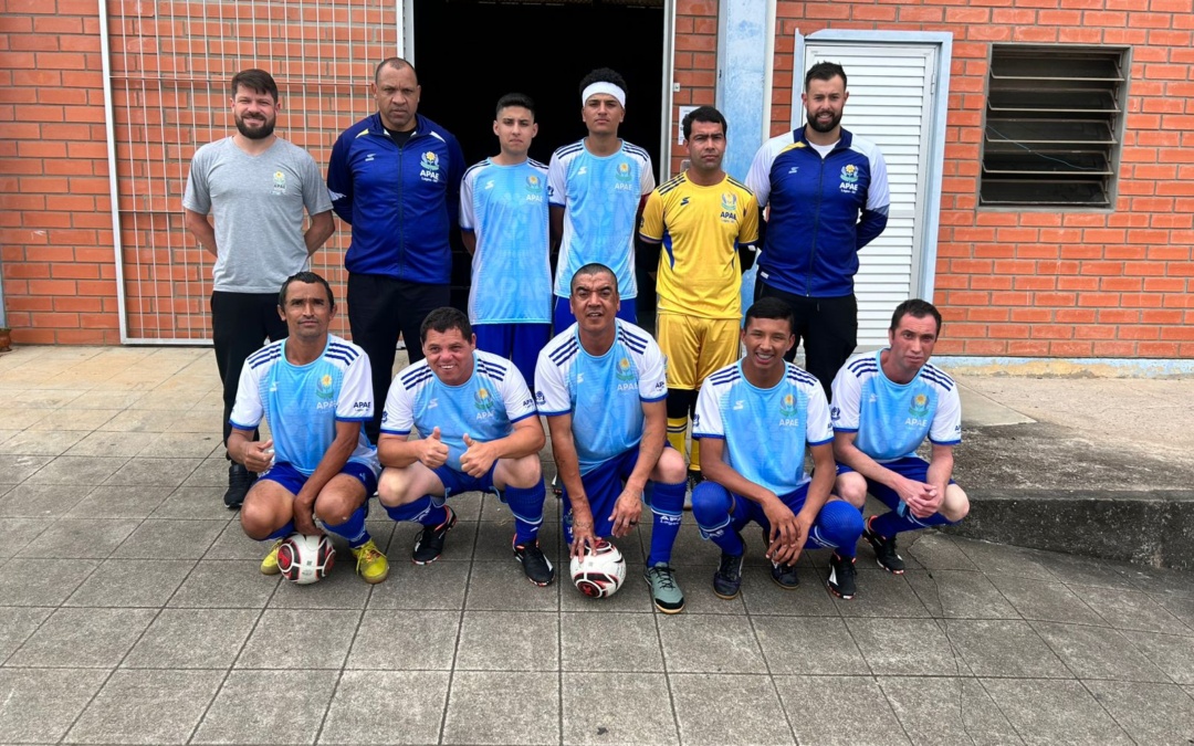 Apae de Lages vence Quadrangular de Futsal Masculino em Presidente Getúlio