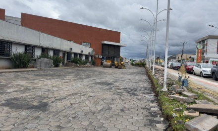 Estacionamento da Unidade de Pronto Atendimento alcança 80% de execução e entra na fase final das obras