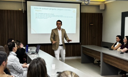 Núcleo de Imobiliárias e Corretores da ACIL realizam capacitação sobre a metodologia SPIN Selling