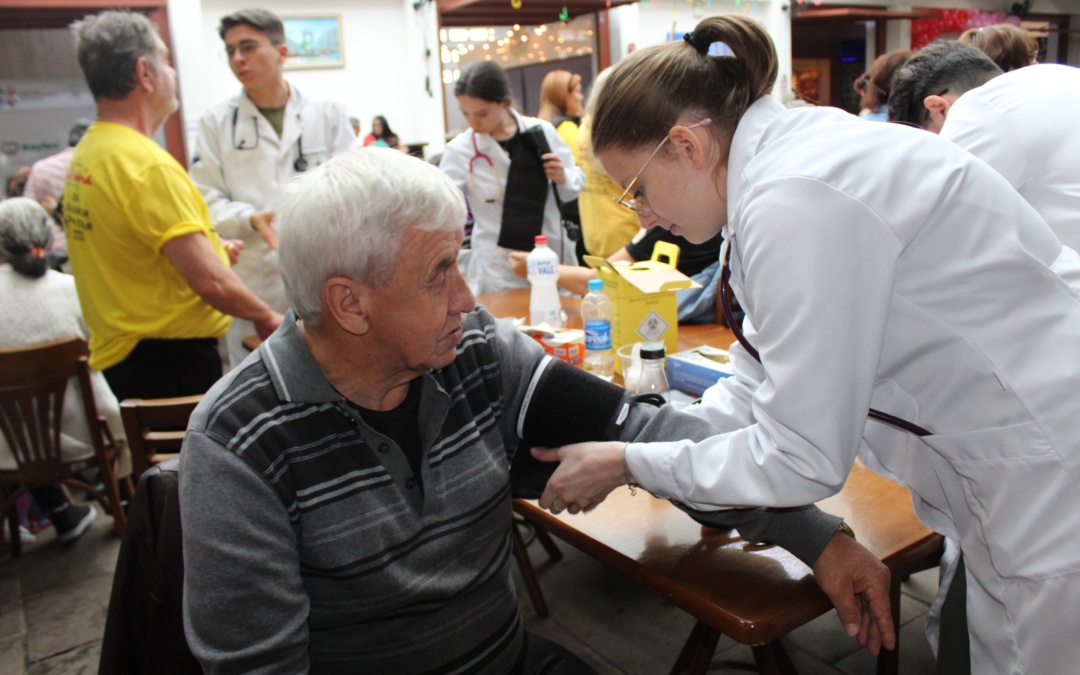 Novembro + Azul: Unidade Básica de Saúde do bairro Várzea terá horário estendido para atendimento ao público masculino no dia 25 deste mês