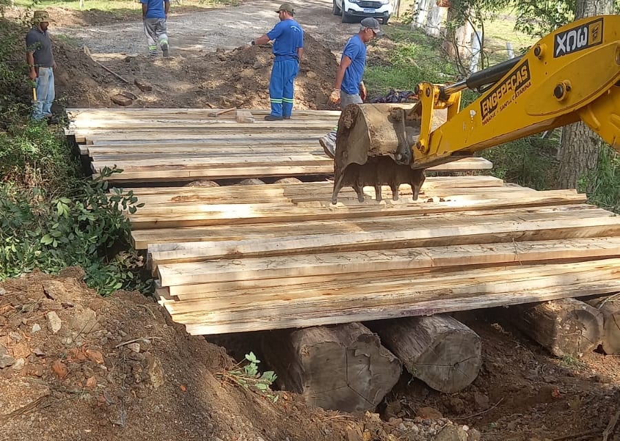 Ponte no bairro Tributo é totalmente reconstruída