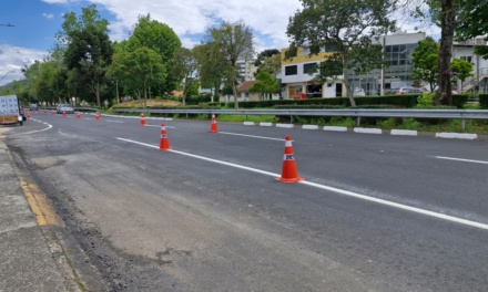 Prefeitura inicia sinalização da Avenida Carahá após conclusão da revitalização asfáltica do trecho preestabelecido para este ano