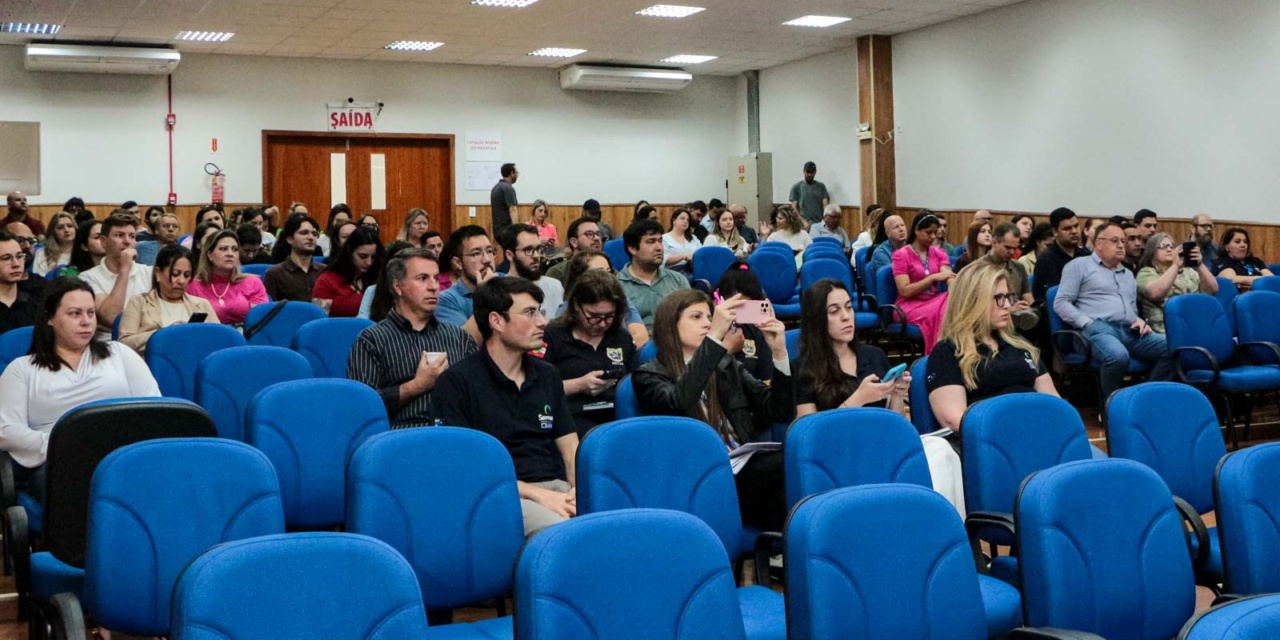 Servidores da Prefeitura de Lages participam de capacitação sobre processos de licitação