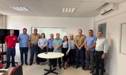 Vereadores de Otacílio Costa discutem em Florianópolis falhas no atendimento do número 193