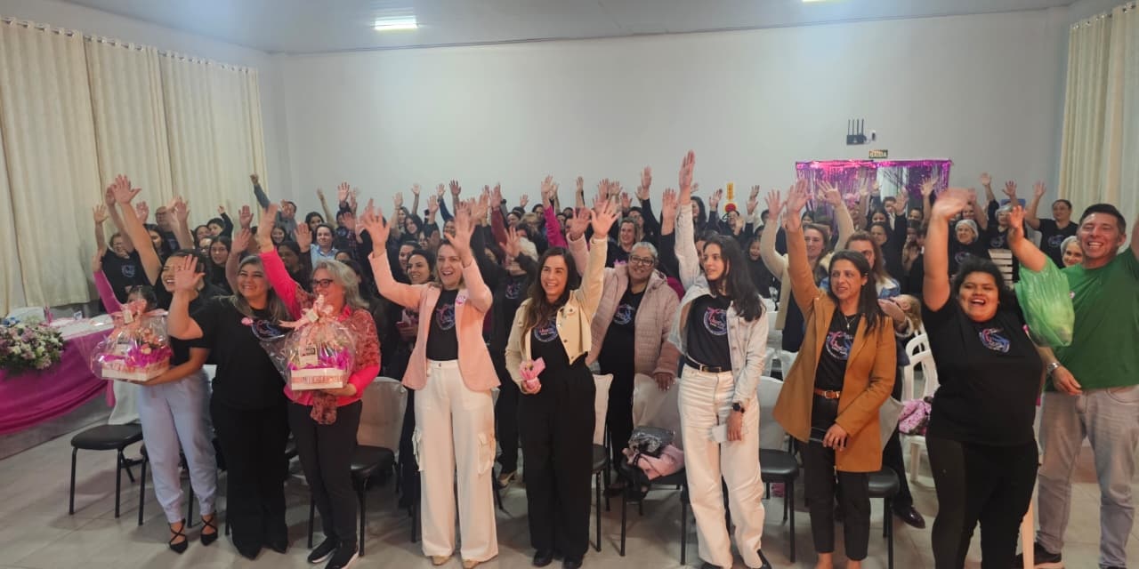 Ação do Outubro Rosa mobiliza mulheres em Palmeira