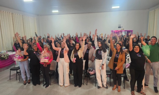 Ação do Outubro Rosa mobiliza mulheres em Palmeira