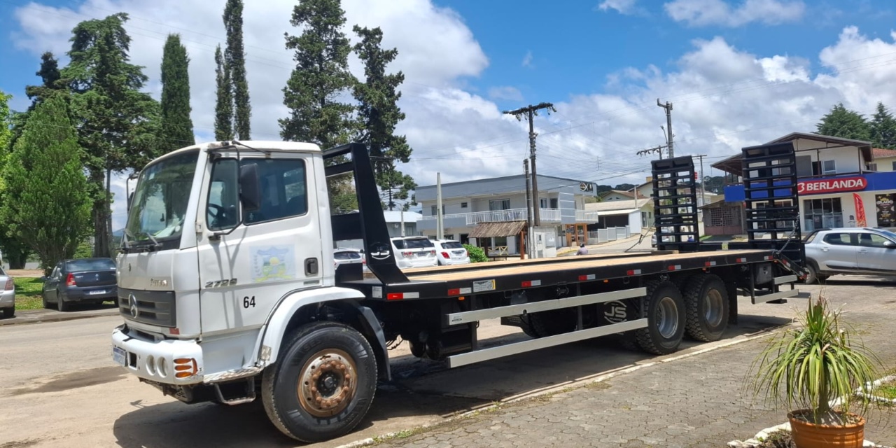 Prefeitura de Bocaina do Sul reforça frota para transporte de máquinas com recursos próprios