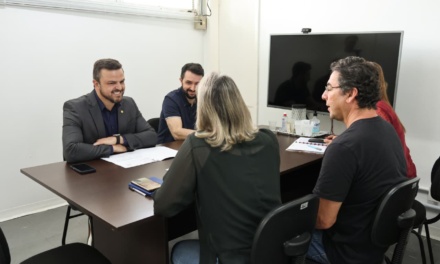 LUCAS NEVES GARANTE NOVOS EQUIPAMENTOS PARA A UPA DE LAGES