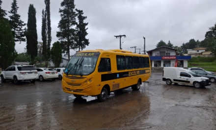 Prefeitura de Bocaina do Sul recebe mais um ônibus escolar para reforçar a frota do município