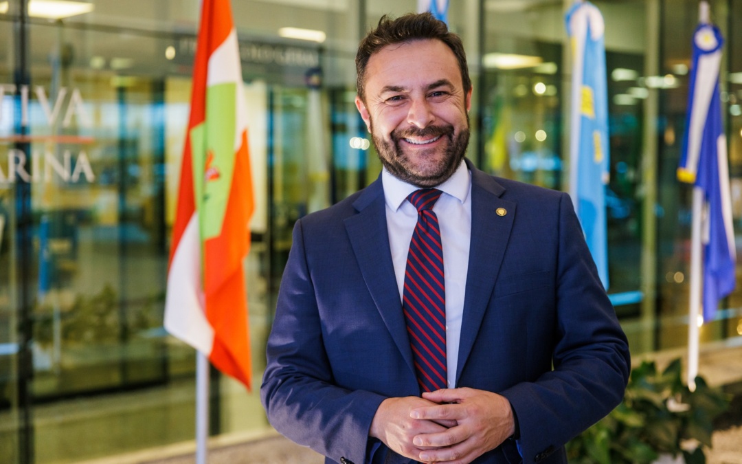 Deputado estadual Marcius Machado destina R$ 1,2 milhão em investimentos para saúde da região