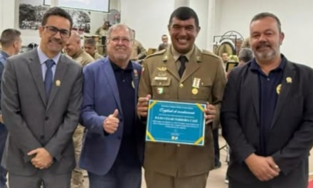 Dirigentes da Aprasc presentes nas comemorações do Centro de Comunicação da PMSC