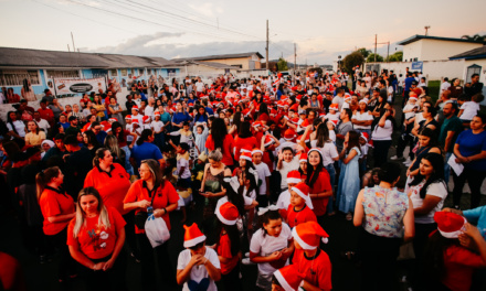 Caravana da FelizCidade diverte crianças e famílias no bairro Santa Helena e abre as festividades mais pertinho da casa dos lageanos neste Natal