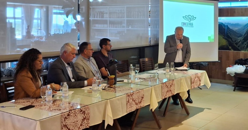 Conserra detalha ações e destaca união dos prefeitos pelo turismo durante Assembleia da Amures