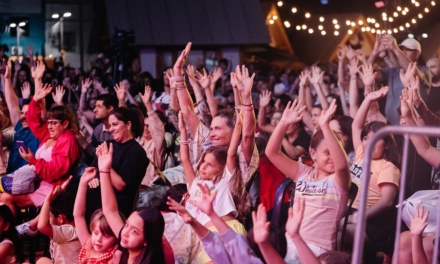 Especial Disney encanta o público e Camerata Florianópolis transforma a noite do Natal FelizCidade em momentos de magia e cheios de emoção