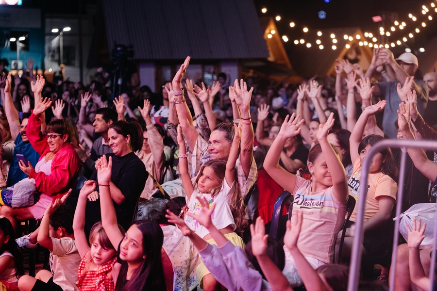 Especial Disney encanta o público e Camerata Florianópolis transforma a noite do Natal FelizCidade em momentos de magia e cheios de emoção