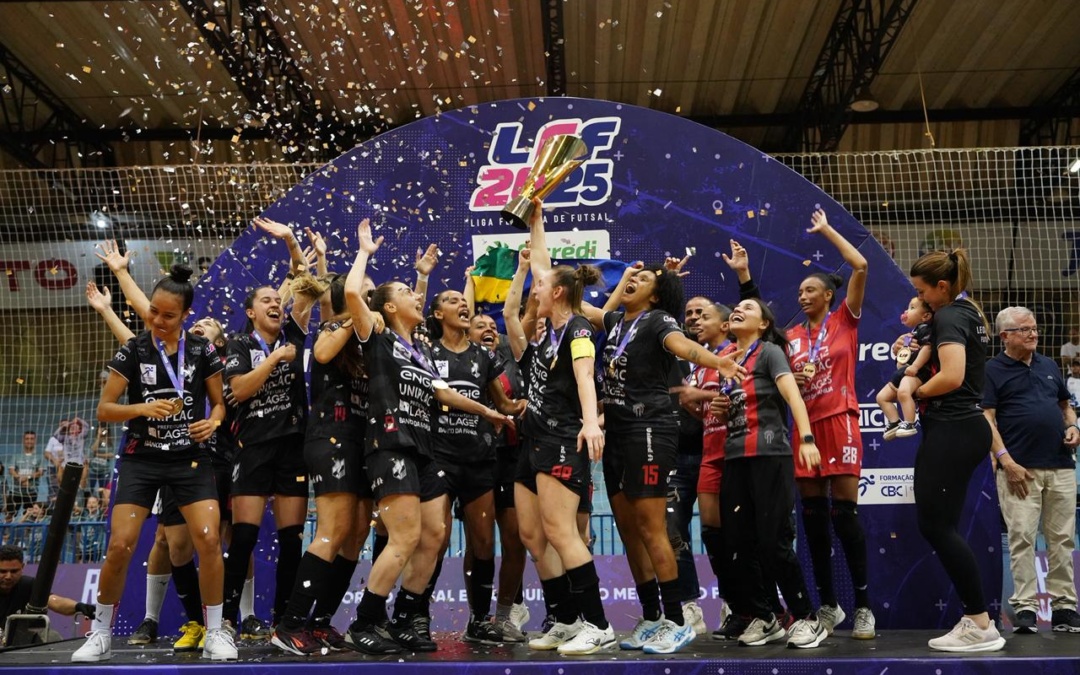 Histórico! Leoas da Serra conquistam título inédito da Liga Feminina de Futsal 2025
