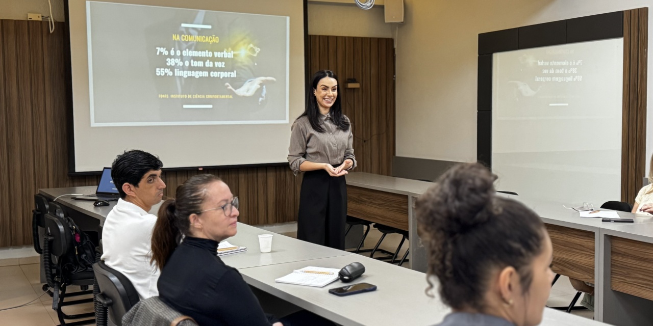 Núcleo de Marketing e Vendas da ACIL aprimora habilidades de comunicação em imersão de oratória