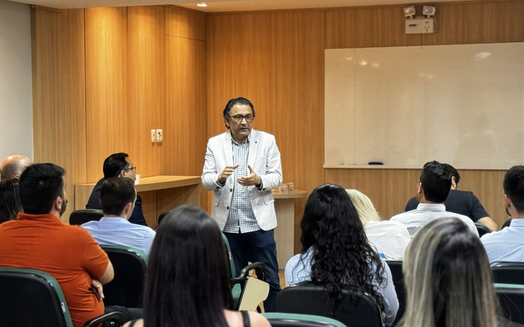 Núcleo de Cooperativas e Oscips da ACIL promove palestra sobre cooperativismo, associativismo e empreendedorismo