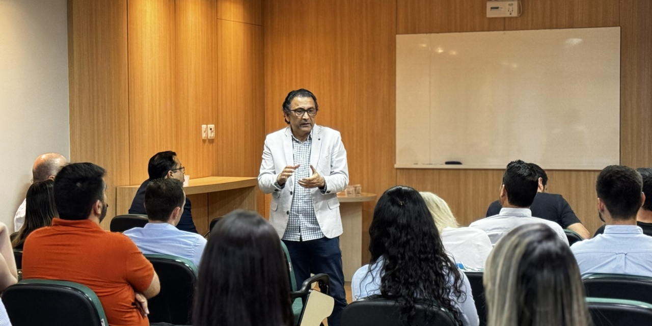 Núcleo de Cooperativas e Oscips da ACIL promove palestra sobre cooperativismo, associativismo e empreendedorismo