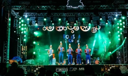 Orquestra de Brinquedos encanta adultos e crianças e dá início à programação cultural do Natal FelizCidade