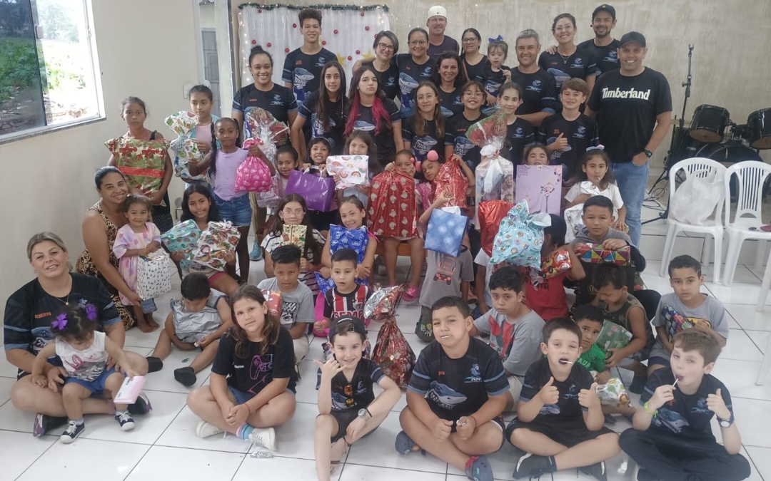 Natal Solidário da Associação Lageana de Natação beneficia crianças da região do Novo Milênio