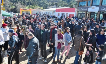 Moto Churrasco em Urupema: Evilin Cristini organizadora de mais uma edição do evento reforça convite