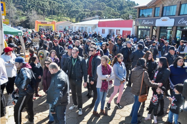 Moto Churrasco em Urupema: Evilin Cristini organizadora de mais uma edição do evento reforça convite