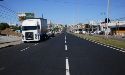 Avança recapeamento asfáltico da avenida Presidente Vargas