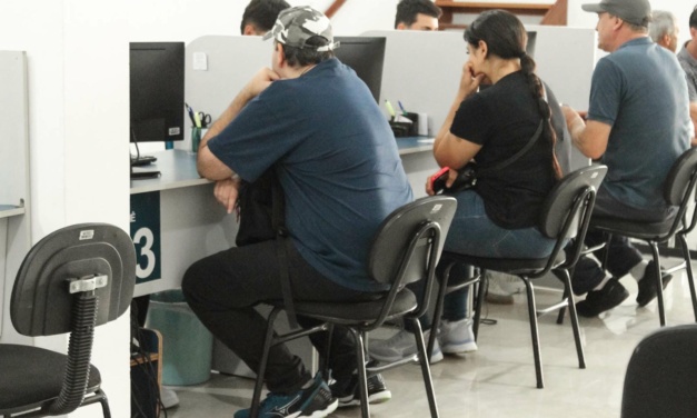 Banco do Emprego inicia ano com quase 400 vagas e impulsiona desenvolvimento econômico