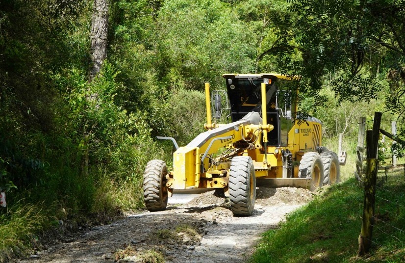 Lages intensifica conservação das estradas do interior e garante trafegabilidade durante todo o ano
