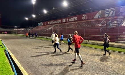 Pista de atletismo do Estádio Vidal Ramos Júnior funciona em horário especial em janeiro