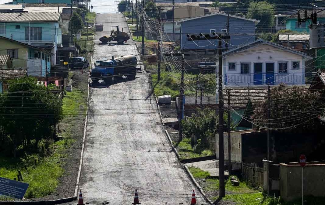 Prefeitura de Lages conclui 81,5% de obras antigas em vias do Município e acompanha de perto ruas restantes