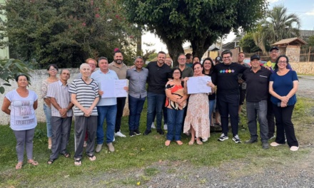 Lucas Neves garante novas obras de pavimentação em Lages