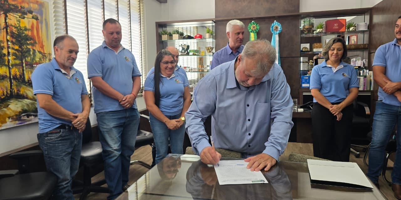 Vereador Luiz Carlos de Oliveira assume interinamente a Prefeitura de Otacílio Costa