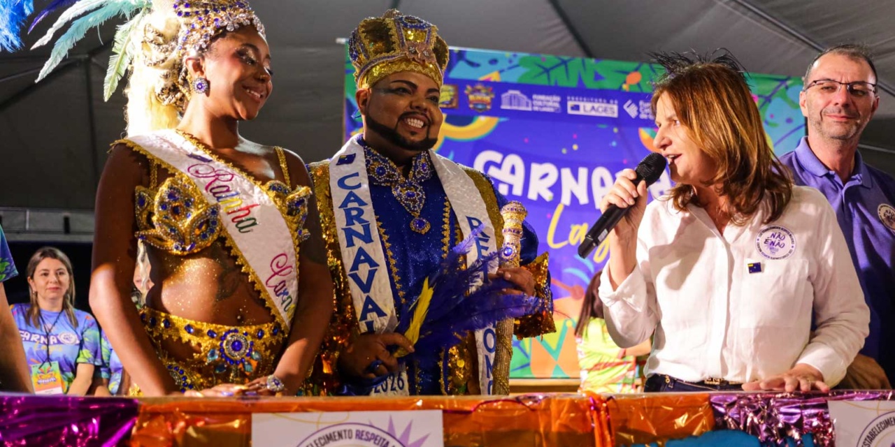 Blocos tomam avenida e abrem o Carnaval de Rua de Lages