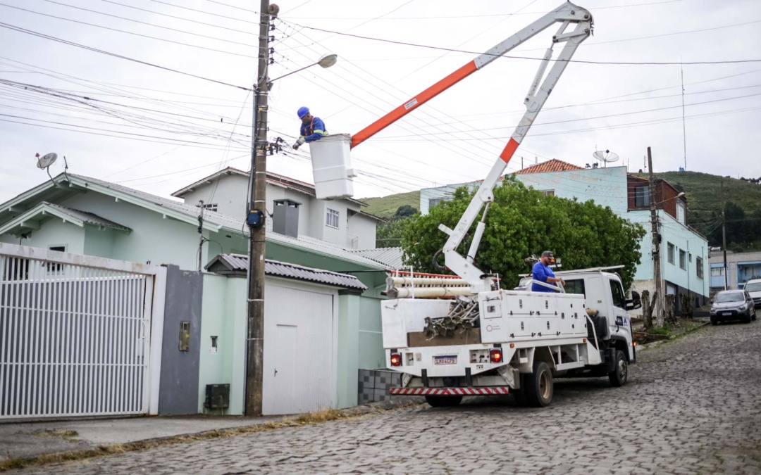 Bairro Santa Rita recebe 140 novos pontos de LED e inicia revolução na iluminação pública de Lages