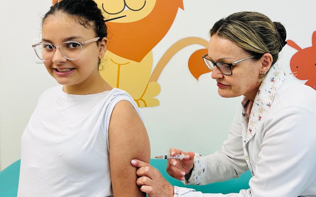 Central de Imunização garante mais acesso às vacinas com atendimento aos terceiros sábados todos os meses